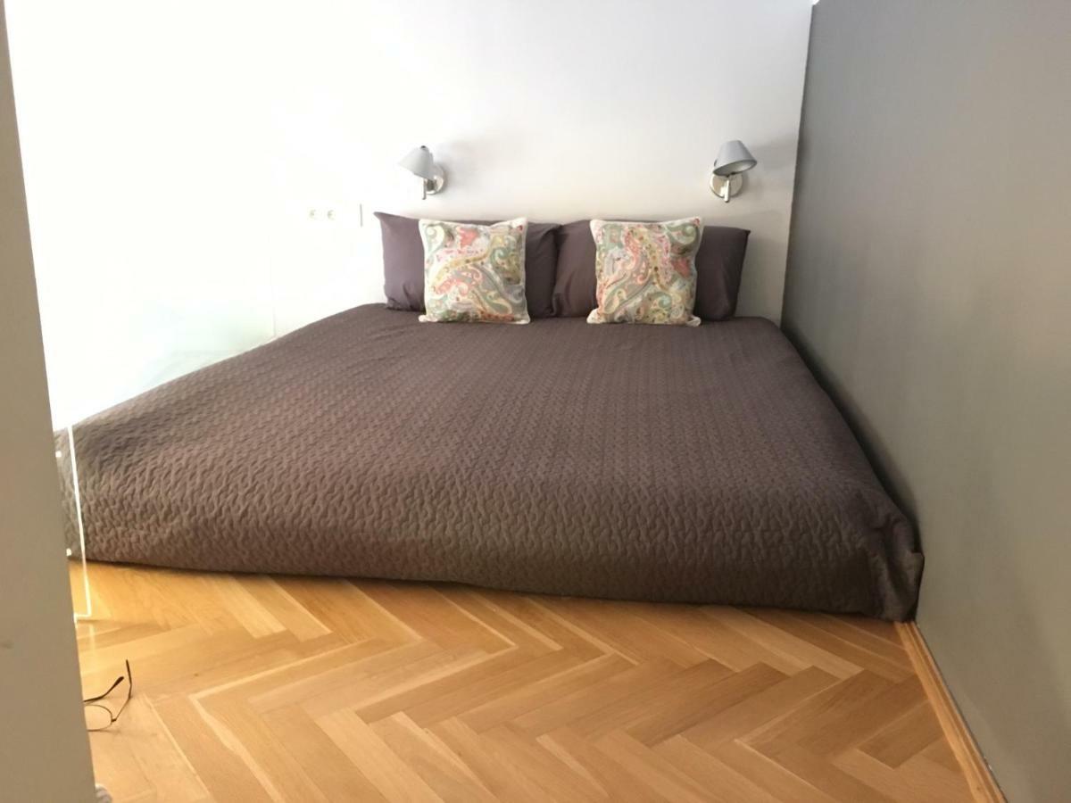 Elegant Apartment Budapest Bagian luar foto